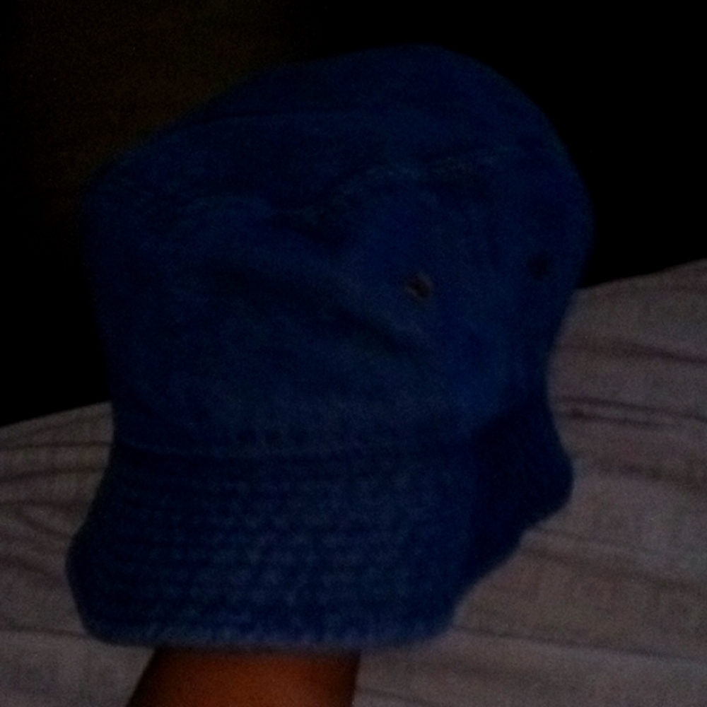 Newhattan bucket hat